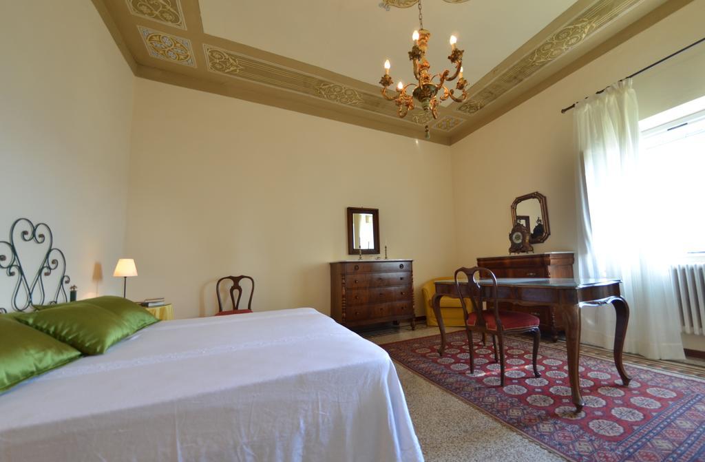 Villa Buonaparte San Miniato Pokój zdjęcie