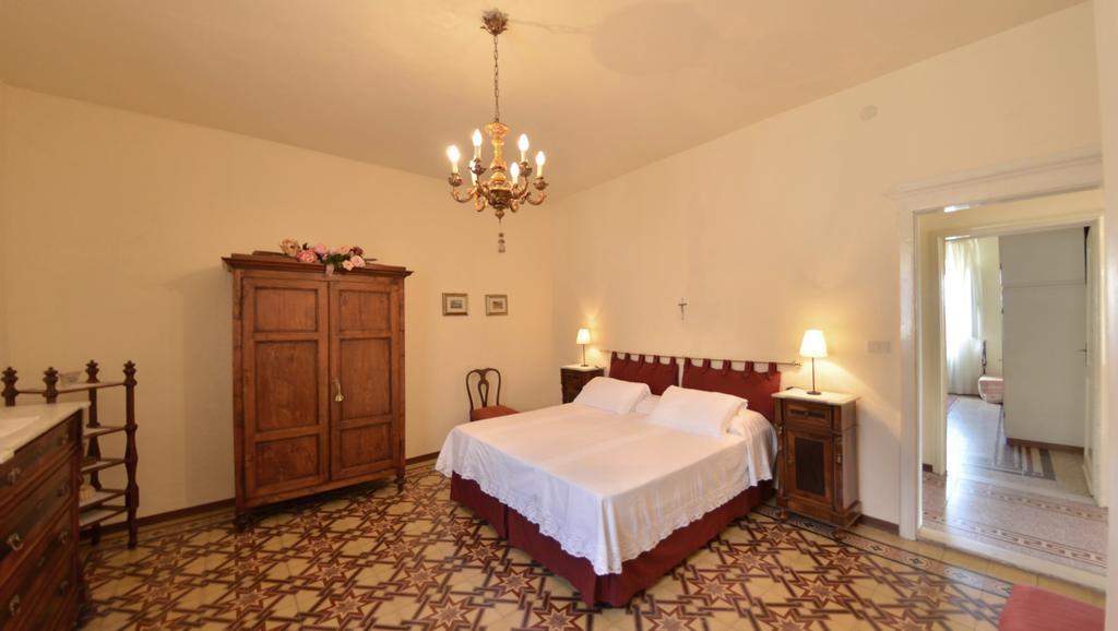 Villa Buonaparte San Miniato Pokój zdjęcie